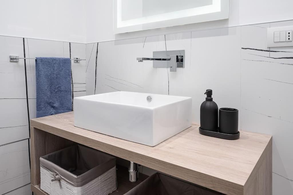 Gioia Studio Apartment Milan Exterior photo